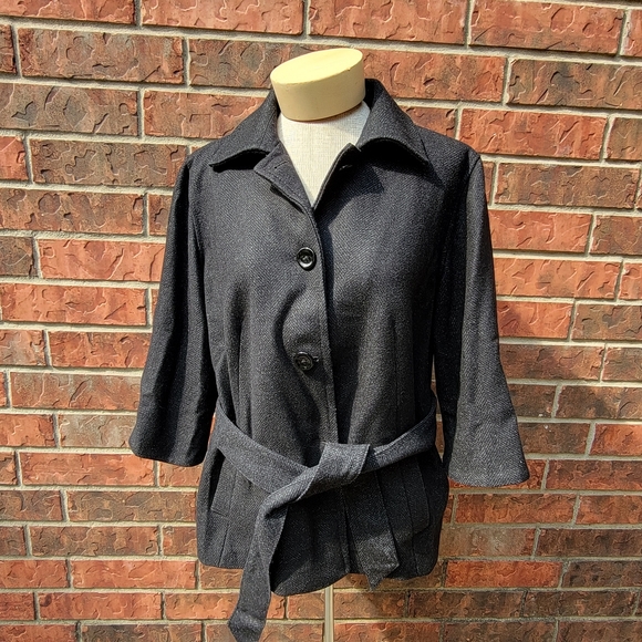 Gap Woman's Dark Gray 70% Wool Car Coat Size M Medium 3/4 Sleeve Wool - Picture 3 of 16